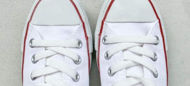 天気や装いに寄り添い進化するレディース長傘の機能とデザインの魅力 天気や装いに寄り添い進化するレディース長傘の機能とデザインの魅力